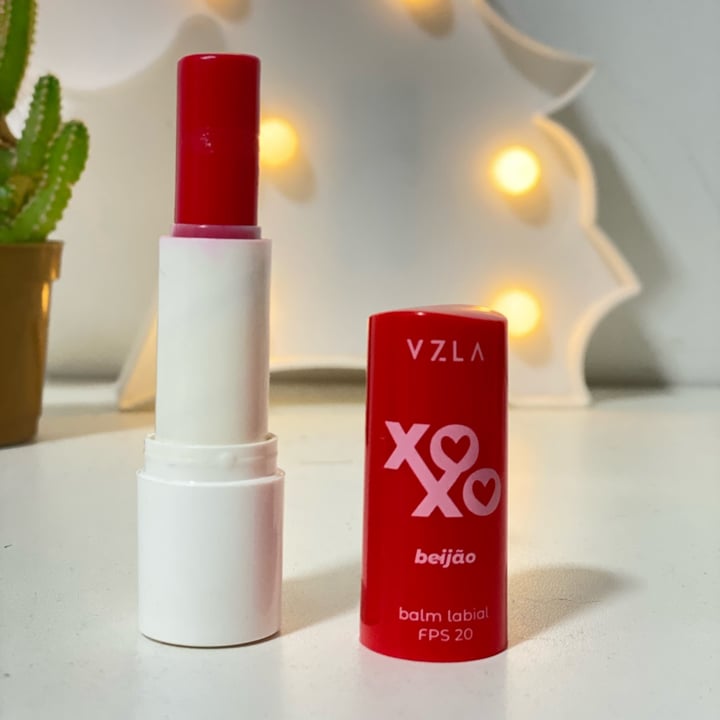 photo of Vizzela Cosméticos Balm Labial shared by @castrcaroline on  07 Apr 2022 - review