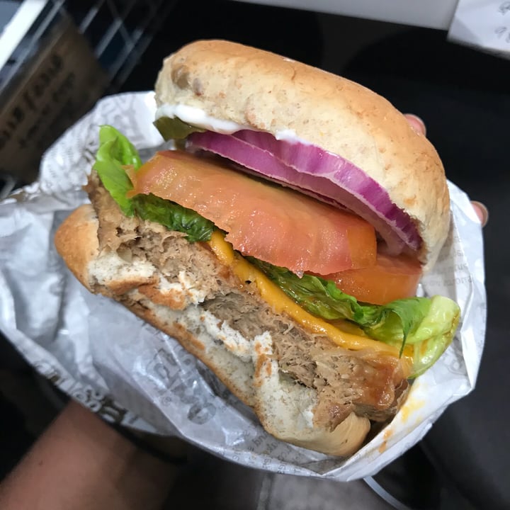 photo of VeganBurg Singapore Smokey BBQ burger shared by @alyrauff on  07 Jul 2018 - review