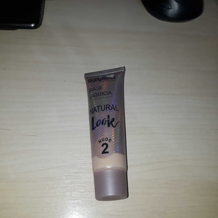 review photo of RubyRose Base líquida natural look shared by @nicollefs on 24 Apr 2022 - review