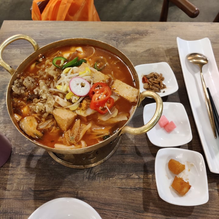 photo of Daehwa Vegetarian 짬뽕 Jjampong (Spicy Noodle Soup) shared by @addadasalulu on  19 Sep 2022 - review