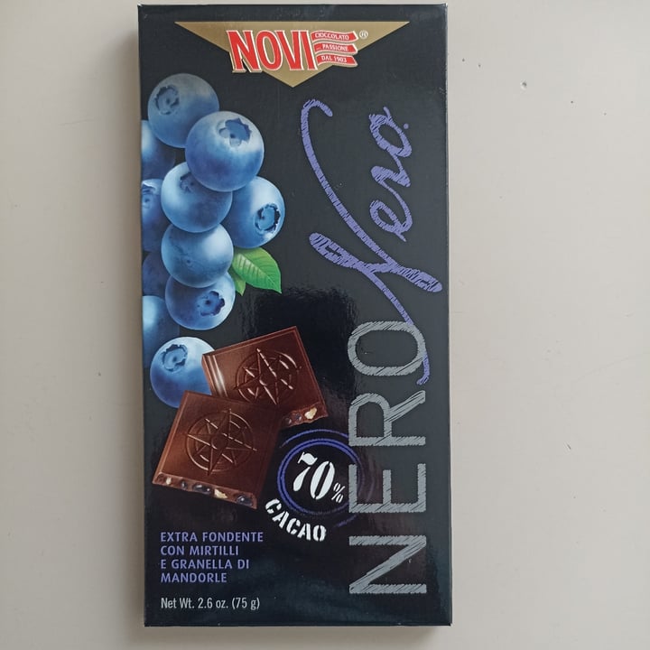 review photo of Novi Cioccolato Fondente 70% Con Mirtilli e Granella di Mandorle shared by @livia99 on 10 Mar 2022 - review