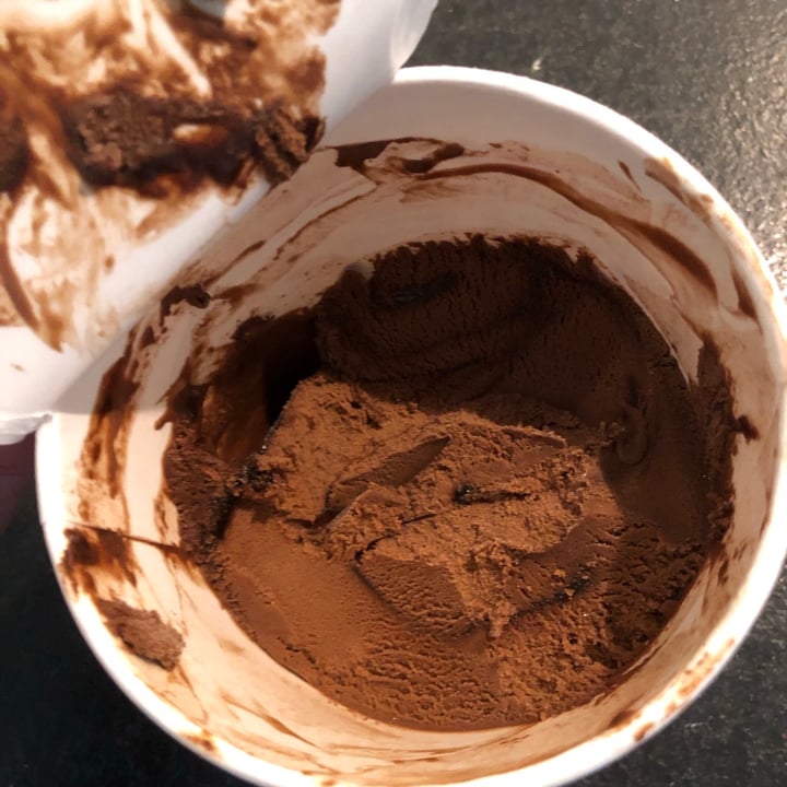 photo of REWE Beste Wahl Choco Triple Ice cream shared by @sunfloweryellow on  30 Jun 2021 - review