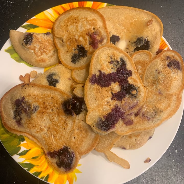 review photo of Kodiak Cakes Plant-based flapjack & waffle mix shared by @ellieangel on 21 Aug 2022 - review