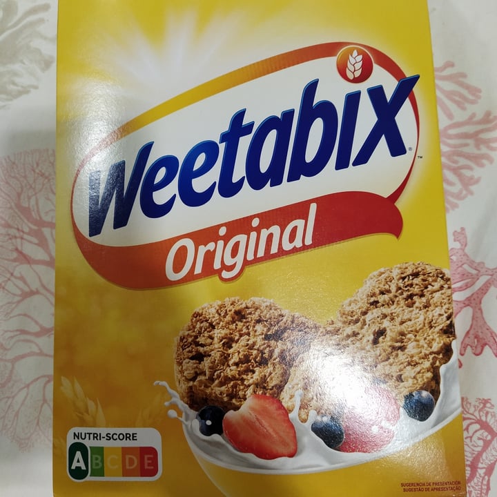 photo of Weetabix Whole Grain Cereal shared by @veggiebrocoli on  03 Nov 2020 - review