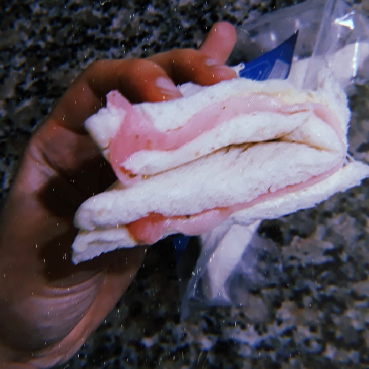 photo of Pepper Sandwiches de miga de Jamon y Queso Azul shared by @nanicuadern on  04 Dec 2021 - review