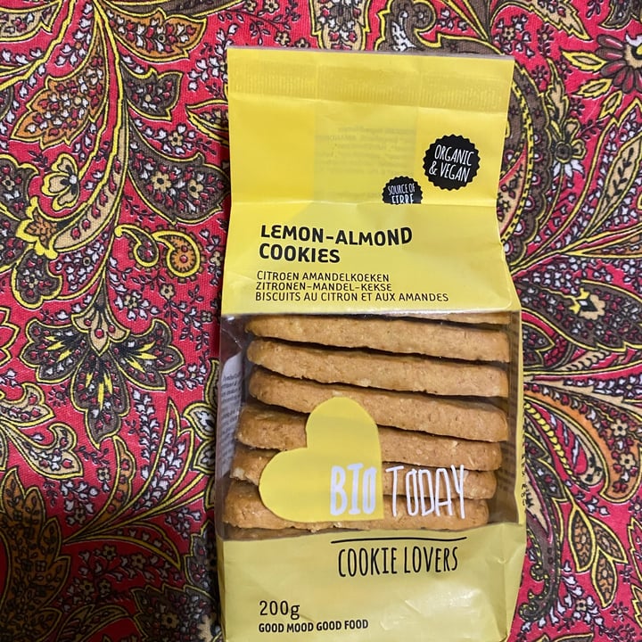 photo of Bio Today Lemon And Almond Cookies shared by @kikkagi on  17 Apr 2022 - review