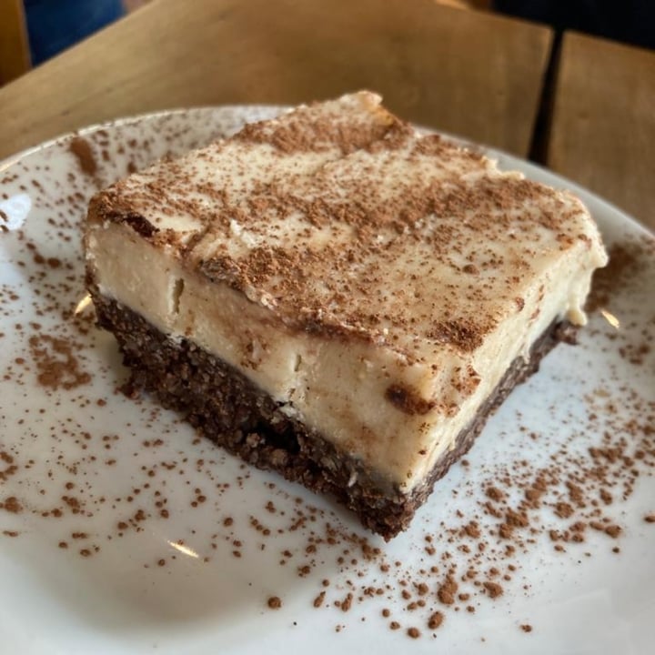 review photo of Bio Solo Orgánico Tiramizu de Almendras, café y macarpone de castañas shared by @lunavanmeegroot on 24 Mar 2022 - review