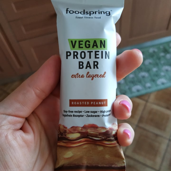 Foodspring Vegan Protein Bar Extra Layered Review abillion