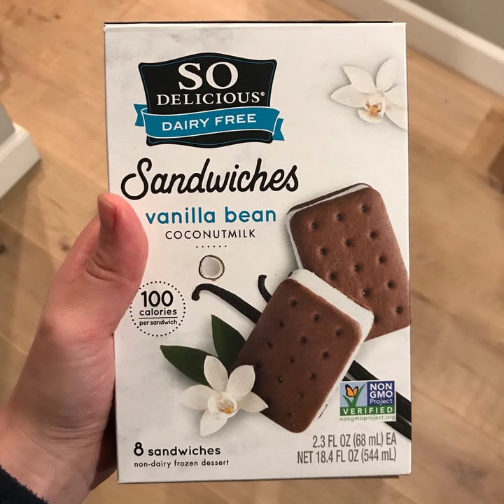 photo of So Delicious Dairy Free Sandwiches Vanilla Bean Coconutmilk Ice Cream shared by @naruto on  31 Jan 2021 - review