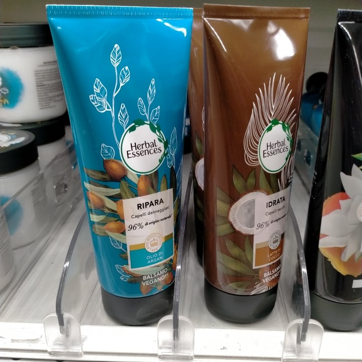 photo of Herbal Essences Balsamo olio di Argan shared by @albaricoque9 on  25 Nov 2022 - review