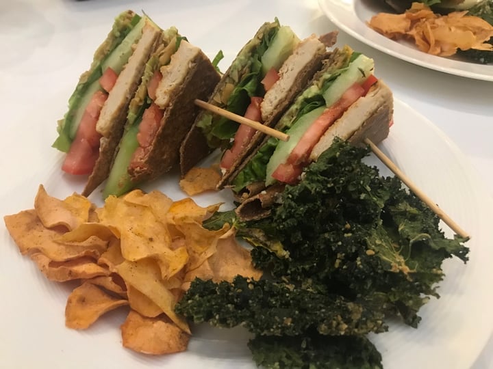 photo of Wholesome Savour B.L.T Sandwich shared by @iloveplantssomuch on  21 Dec 2019 - review