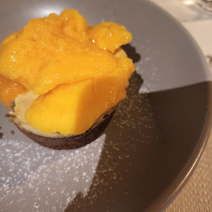 photo of Ecosteria Parco Santi Angeli cheesecake vegan al mango di Sicilia shared by @martazardo on  18 Oct 2022 - review