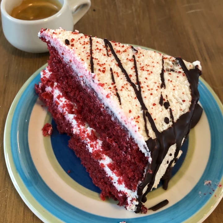 photo of MOLA Torta Red Velvet shared by @magicvegan on  02 Aug 2021 - review