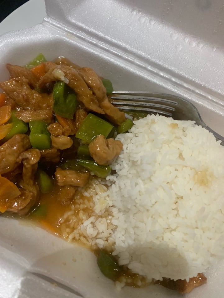 photo of Kung-Fu Kitchen Veggie Strips with Green Pepper shared by @victorialynch on  26 Sep 2019 - review