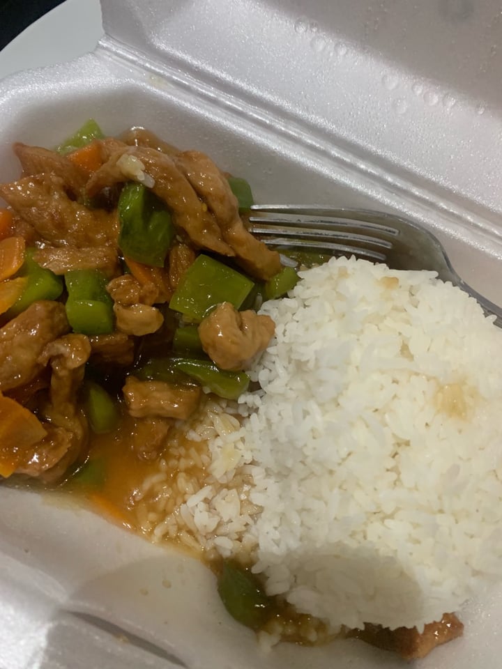 review photo of Kung-Fu Kitchen Veggie Strips with Green Pepper shared by @victorialynch on 26 Sep 2019 - review