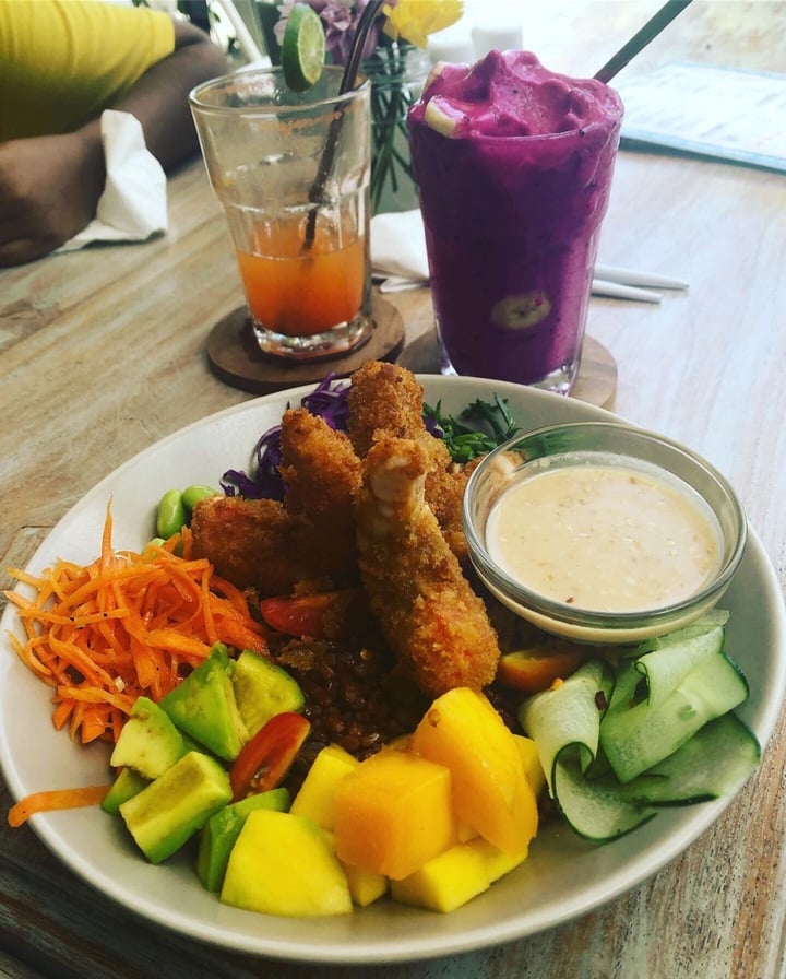 review photo of I Am Vegan Babe Cafe Chicken schnitzel shared by @sujatakukreja on 10 Oct 2019 - review