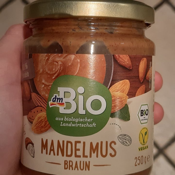 review photo of dmBio Mandelmus Braun Crema Di Mandorle shared by @sofiabianco on 31 Jan 2022 - review