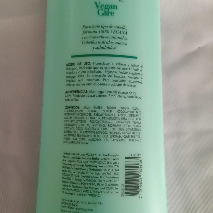 photo of Alfaparf Alta Moda shampoo Vegan shared by @marielfer on  16 Dec 2022 - review