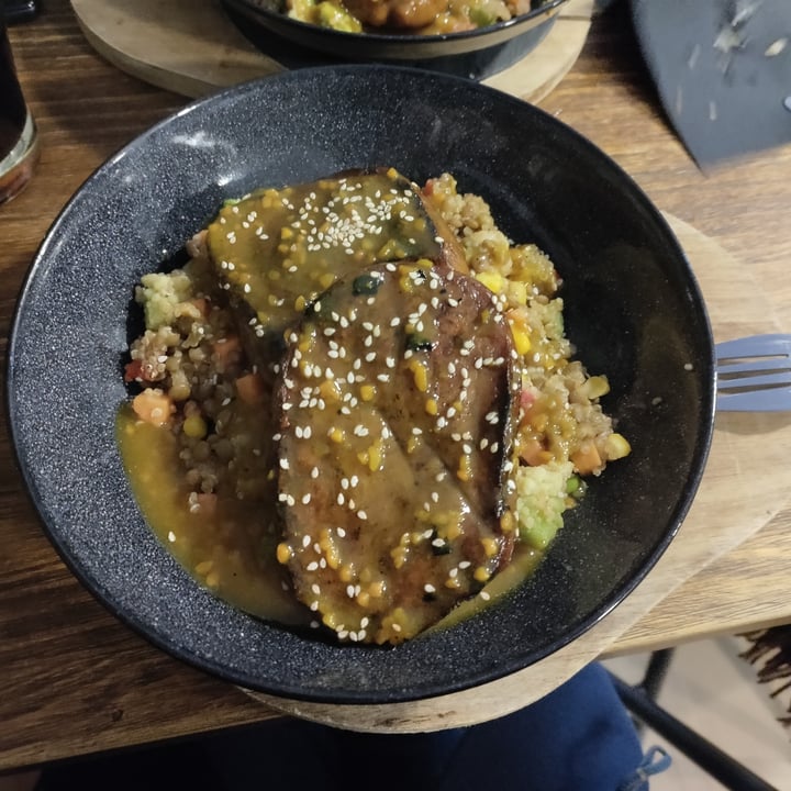 review photo of Rincón de Alba Seitán a la brasa con quinoa y verduras shared by @ein on 20 Jan 2022 - review