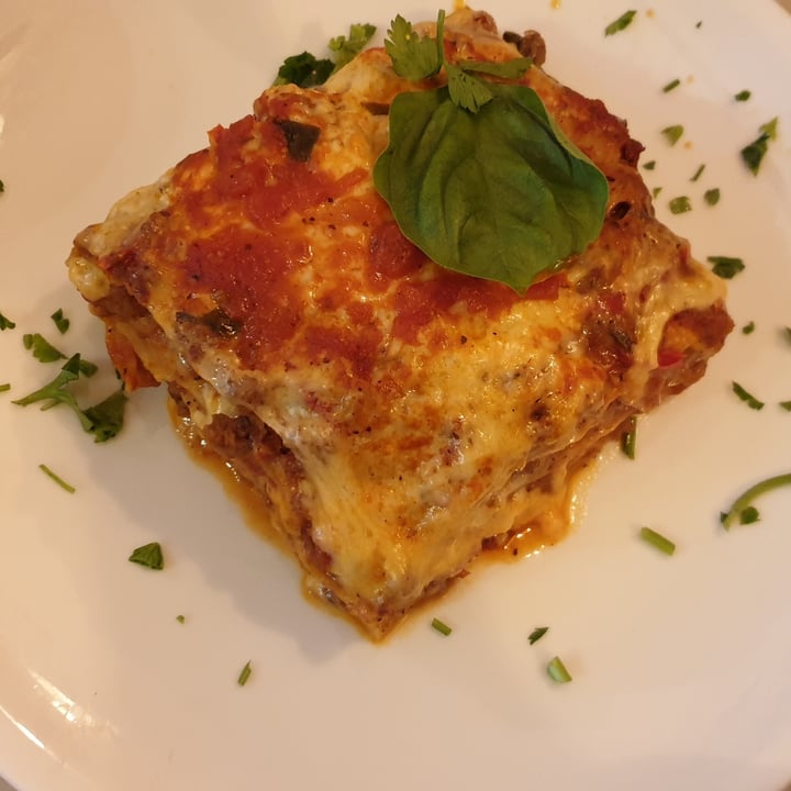 review photo of חומוס Hummus Bar לזניה בולונז shared by @edengabay on 15 Dec 2020 - review