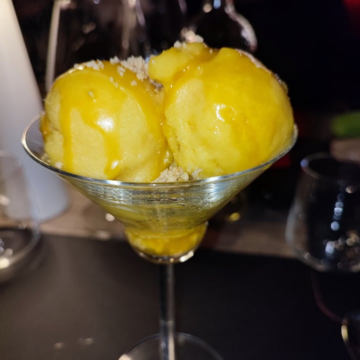 photo of SurReale Sorbetto Al Passionfruit shared by @kaitou on  06 Apr 2022 - review