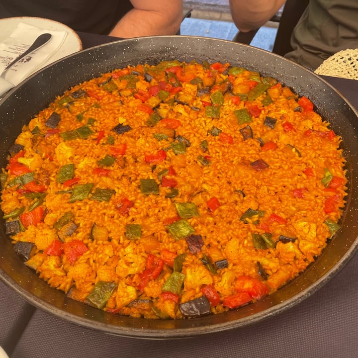 review photo of RESTAURANTE EL BUEN COMER Paella De Verduras shared by @alicia01 on 19 Jul 2021 - review