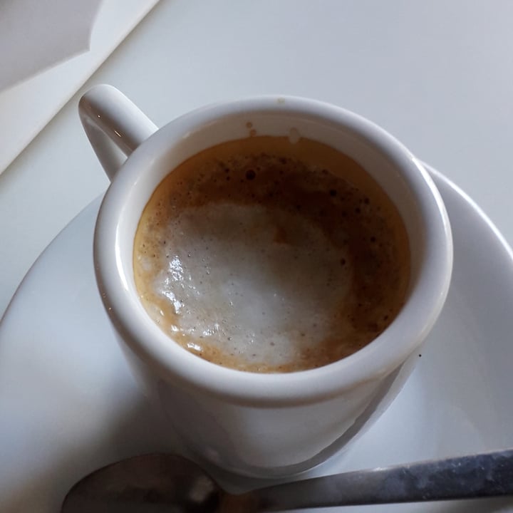 photo of Insigne Cafè caffè con latte di soia shared by @lagio on  12 Jul 2022 - review