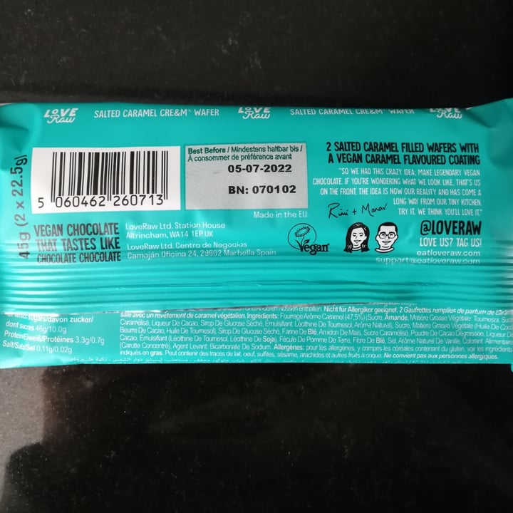 review photo of LoveRaw Cre&m Wafer Bar (Salted Caramel) shared by @copito on 08 Nov 2021 - review