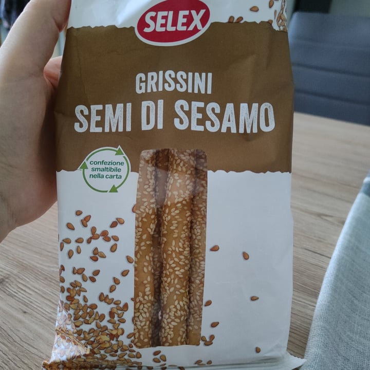 photo of Selex Grissini con semi di sesamo shared by @callaudia on  03 Jul 2022 - review