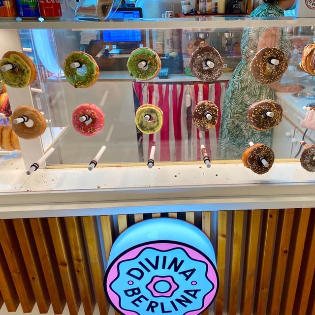 Photo du plat “Donuts Variados”