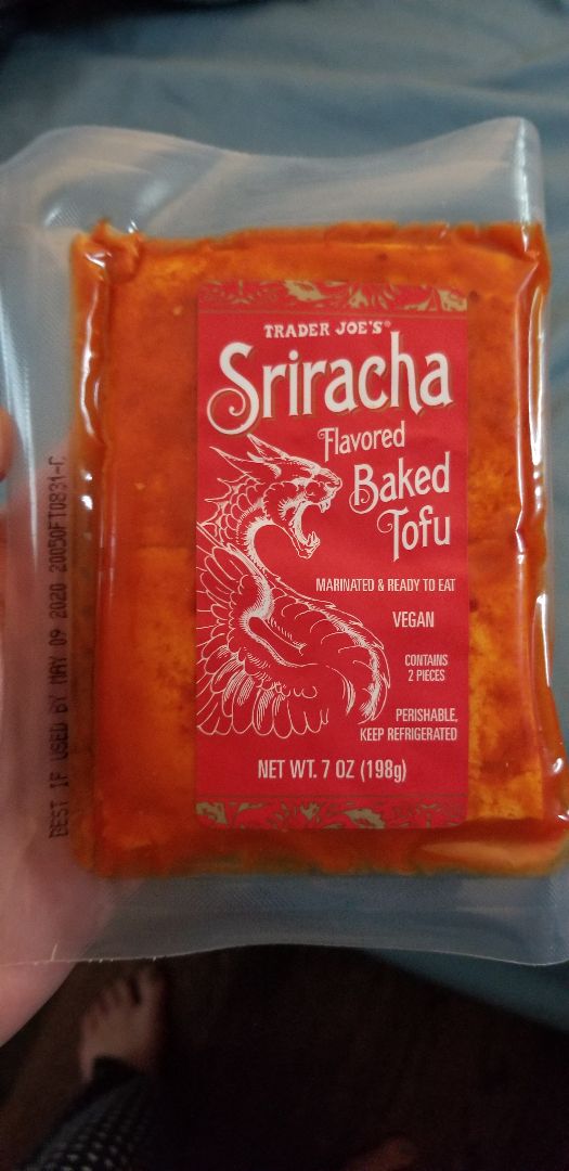 photo of Trader Joe's Sriracha Baked Tofu shared by @andreamichelle5 on  04 May 2020 - review