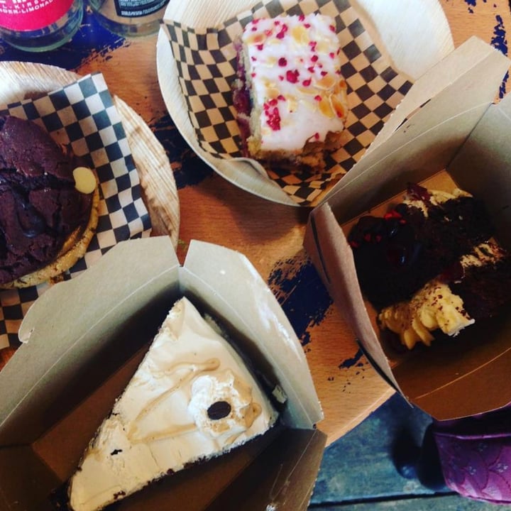 photo of Vx Cakes shared by @fizzyjazzle on  04 Sep 2021 - review