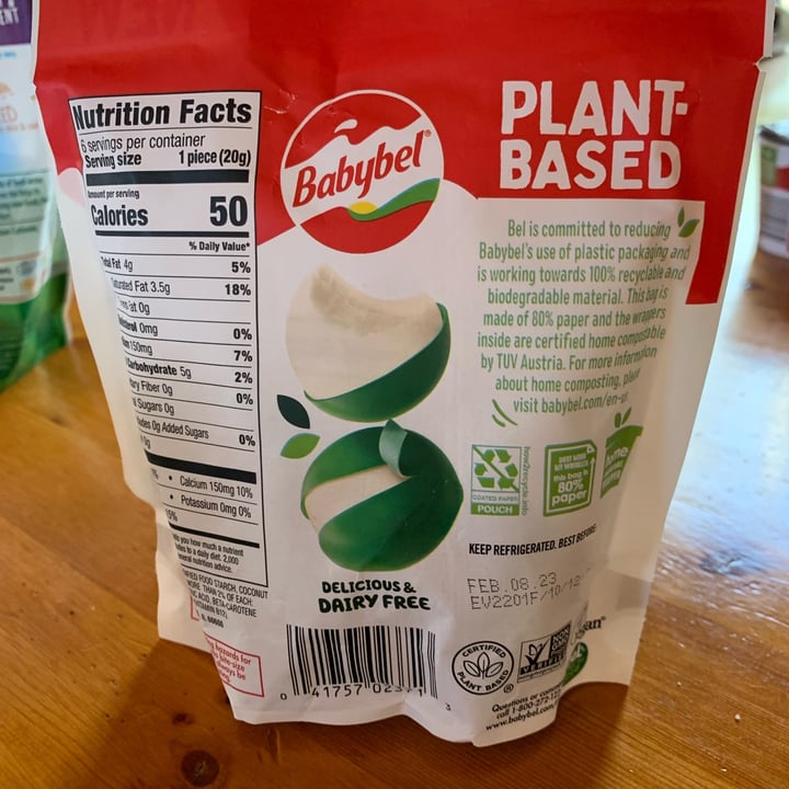 photo of Babybel Plant-Based Plant-Based (Végetal) Cheese shared by @friendlyvegan on  28 Nov 2022 - review