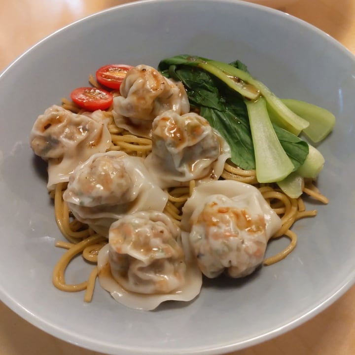 photo of Real Food Dumpling Noodles shared by @jxvegjournal on  15 Nov 2019 - review