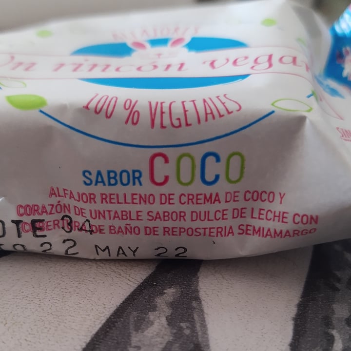 review photo of Un Rincón Vegano Alfajor de Coco shared by @chelldu on 26 Mar 2022 - review