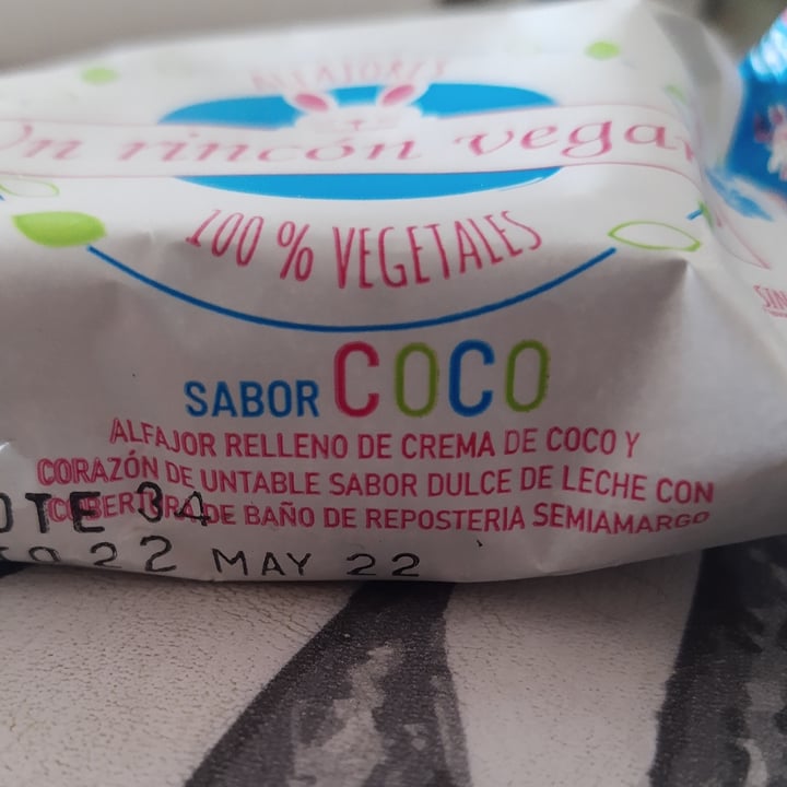 photo of Un Rincón Vegano Alfajor de Coco shared by @chelldu on  26 Mar 2022 - review