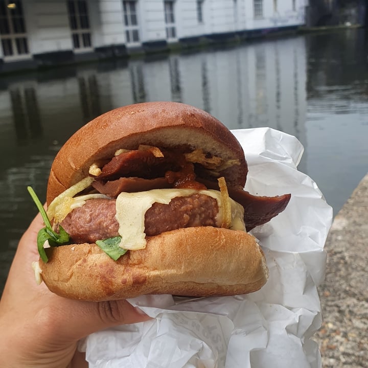 photo of Honest Burgers - Camden Bacon plant burger shared by @carment03 on  17 Jul 2021 - review