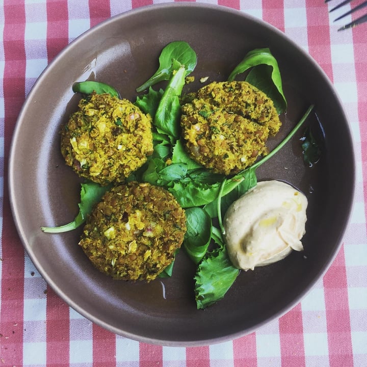 review photo of Naturangolo di Alessandro Mandelli Burger di fagioli neri con maionese shared by @maddamela on 31 Oct 2021 - review