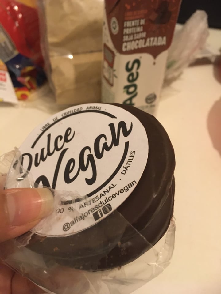 photo of Pastelería Dulce Vegan Alfajor shared by @mimz on  08 Nov 2019 - review