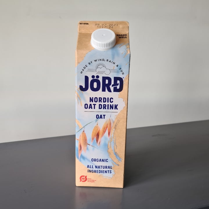 photo of Jörd Oat drink shared by @theknackeredvegan on  01 Jul 2021 - review