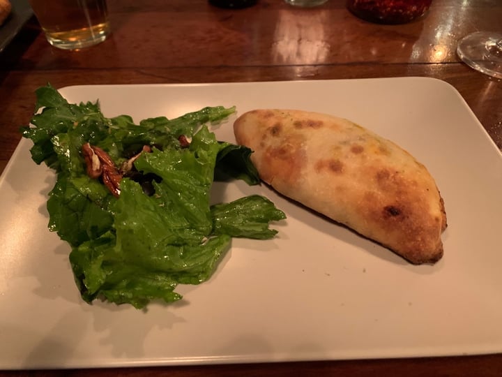 review photo of DoppioZero Pizza Romana Calzone vegana shared by @viq on 02 Jan 2020 - review