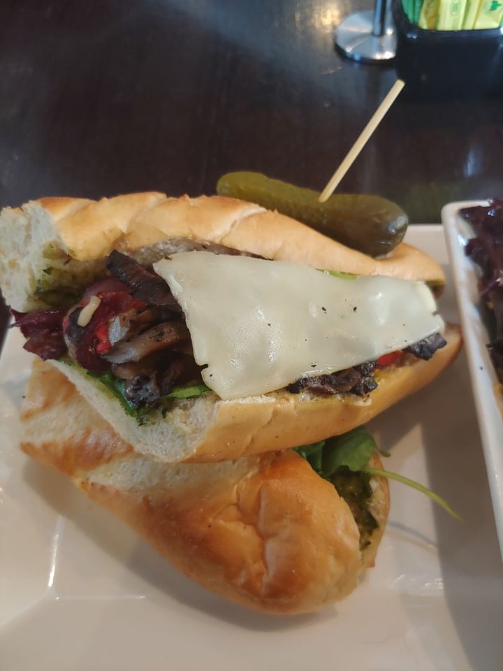 photo of Busboys and Poets Grilled Portabello Sandwich with House Salad shared by @vecanter on  11 Sep 2019 - review