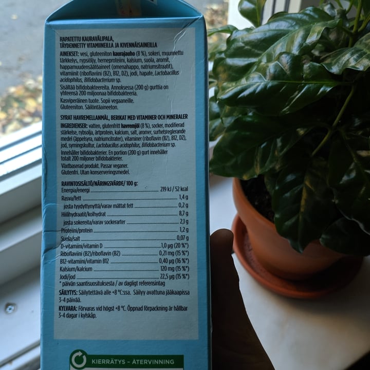 review photo of ODDLY GOOD smooth natural shared by @lauraarual on 13 Oct 2022 - review