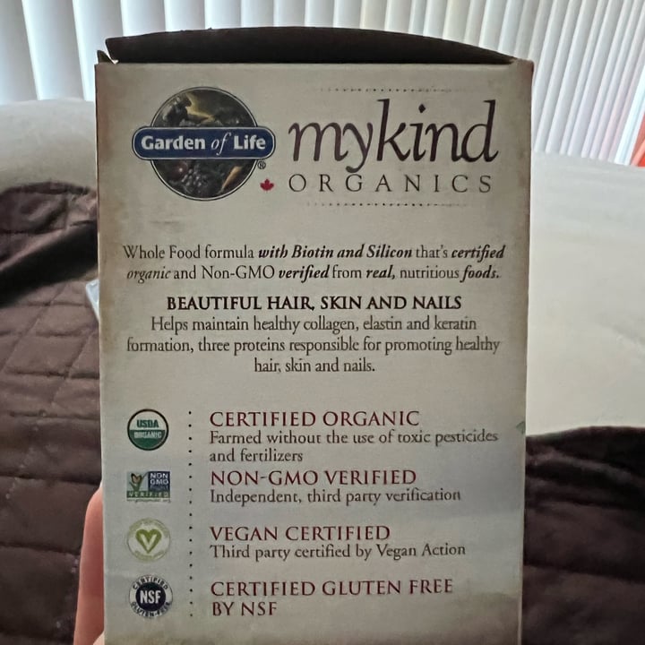 photo of Garden of Life Organic plant COLLAGEN BUILDER shared by @brendavalrin on  01 Nov 2022 - review