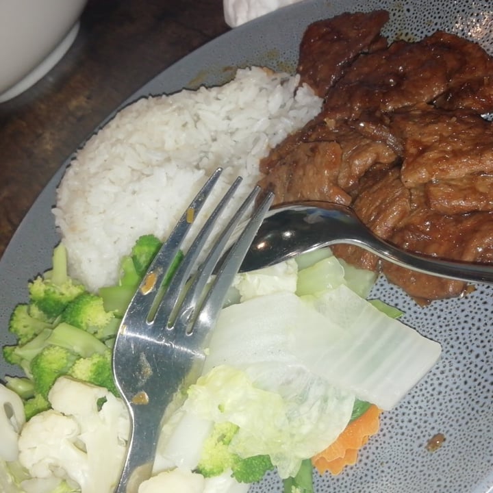 review photo of Vegan Restaurant West End Vegan Beef Lemongrass with Vermicelli shared by @jana0510 on 19 May 2020 - review