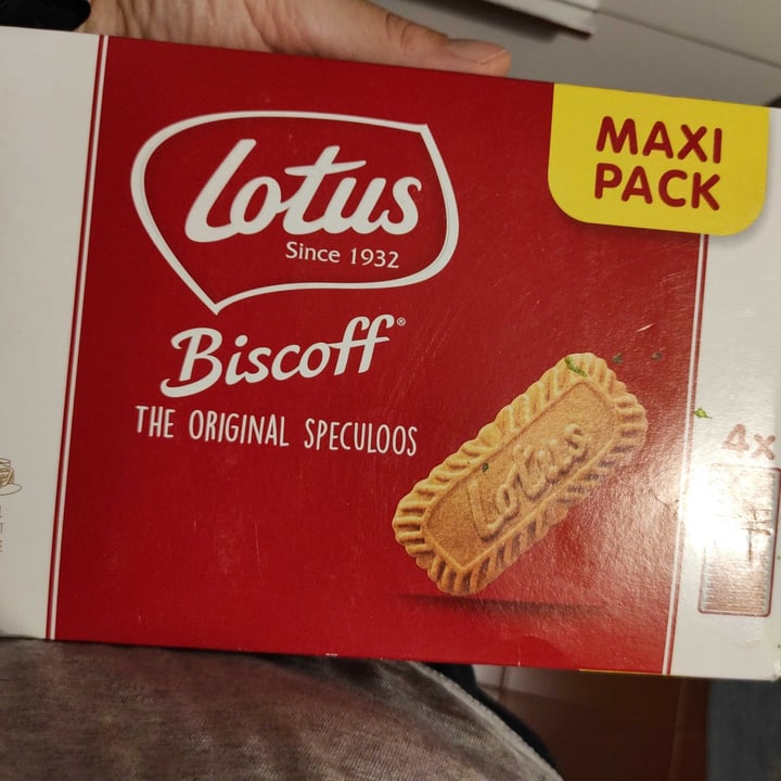 review photo of Lotus Biscoff Biscoff maxi pack shared by @ipecacuana on 07 Jul 2022 - review