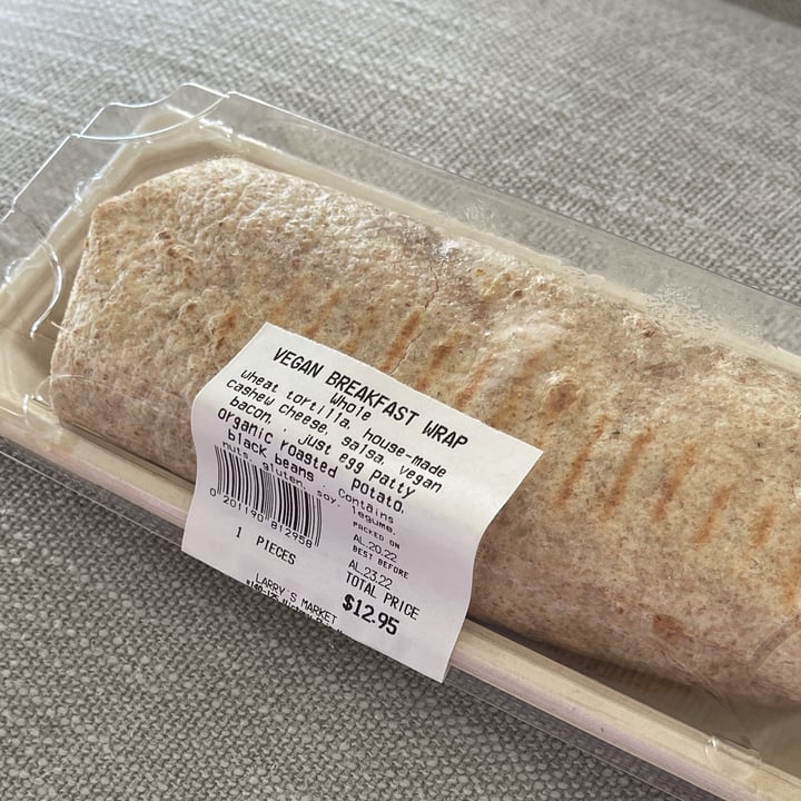 photo of Larry's Market Vegan Breakfast Wrap shared by @ravenmychelle on  22 Apr 2022 - review