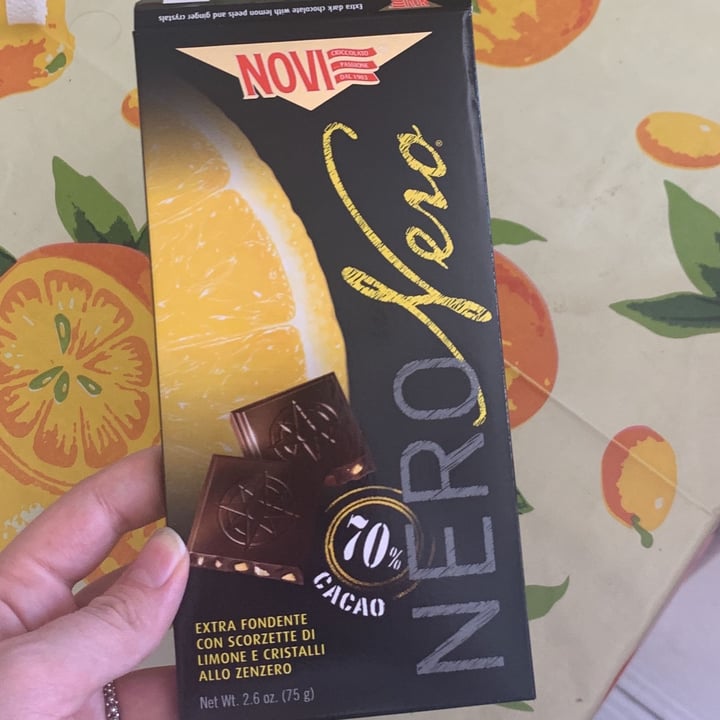 photo of Novi fondente nero limone e cristalli zenzero shared by @chiarapittaccio on  11 Jul 2022 - review