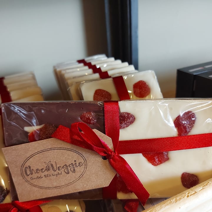 review photo of Chocoveggie Chocolates Barra Duo Com Morango shared by @thaissaito on 12 Jul 2021 - review