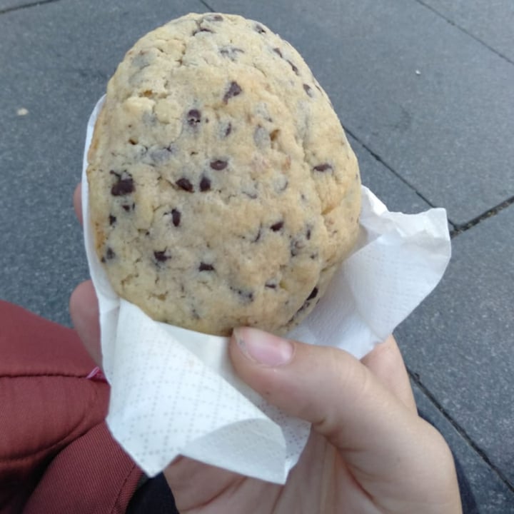review photo of Vegan Bowls Cookie shared by @ullsdemel10 on 10 Jun 2020 - review